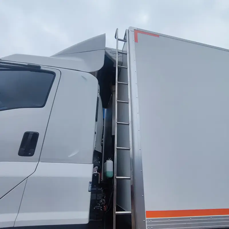 Fruit and Vegetable Refrigerated Truck